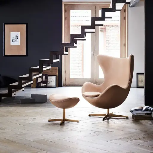 Stylish Accent Chair 